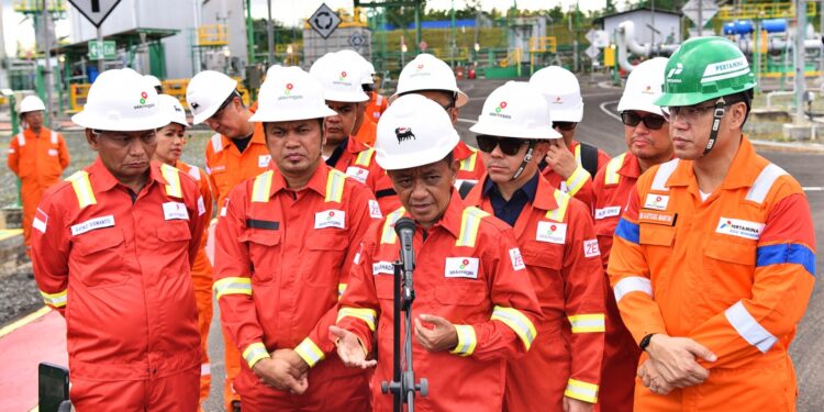Menteri Bahlil Kejar Target Lifting Migas 1 Juta Barel pada 2029