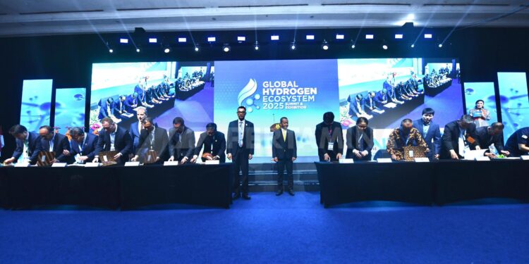 Pertamina, Hyundai Motor dan Pemprov Jawa Barat Kembangkan Proyek Waste-to-Hydrogen di Bandung
