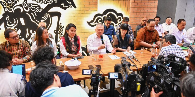 Menhub Dudy Tegaskan Pemerintah Jaga Ekosistem Transportasi Online