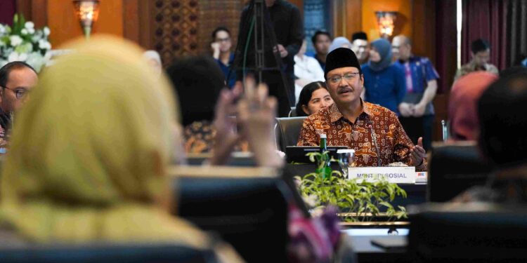 Pemerintah Pastikan Skema Rekrutmen Guru dan Sistem Perlindungan Anak Sekolah Rakyat Sudah Siap