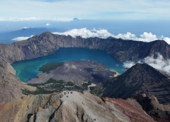 Evakuasi WNA Brasil, Jalur Pendakian ke Puncak Rinjani Ditutup Sementara