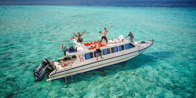 Menteri Pariwisata Pastikan Raja Ampat Aman Dikunjungi Wisatawan