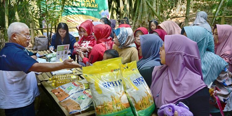 Bulog Masifkan Penyaluran Beras SPHP di Seluruh Indonesia dengan Pengawasan Bersama Lintas Instansi