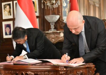 Pertamina NRE – Verso Energy Prancis, Kerja Sama Percepat Transisi Energi Global