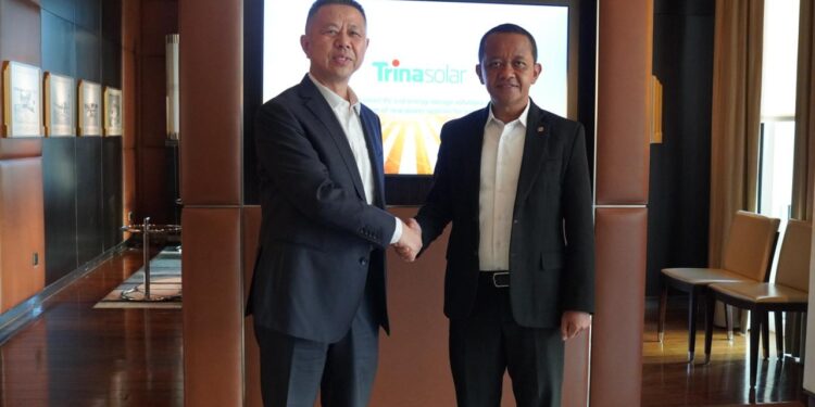 Realisasi PLTS 100 GW, Menteri Bahlil Temui Perusahaan Solar PV di China