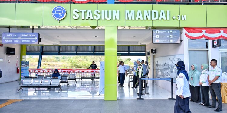 Kemenhub Akan Integrasikan Stasiun Kereta Api Sulsel dengan Pelabuhan dan Terminal