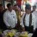 Dirut Bulog Dampingi Mentan Tinjau Ketersediaan Beras SPHP di Pasar Lubuk Buaya, Padang