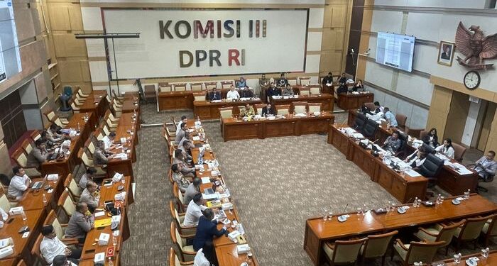 Rusdi Masse Gantikan Sahroni Jadi Wakil Ketua Komisi III DPR