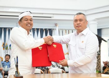 Menhub dan Gubernur Dedi Kerja Sama Pengembangan Transportasi di Jawa Barat