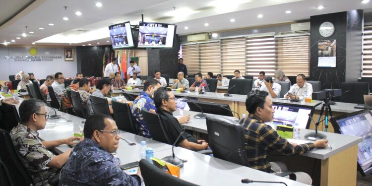 Rangkul Pelaku Usaha Perunggasan, Kementan Pastikan Semua Kompak Jaga Stok dan Stabilitas Harga Ayam Ras