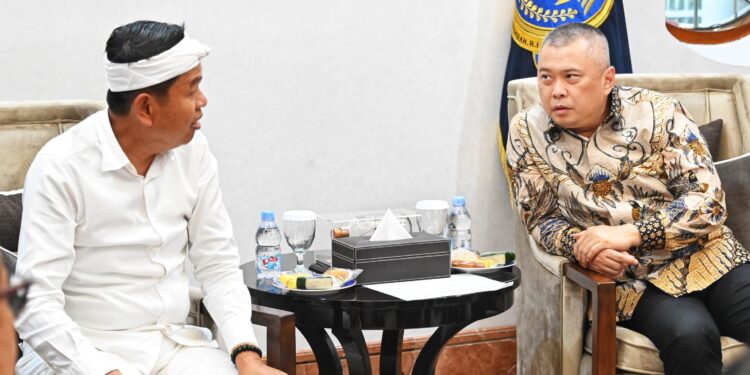 Bertemu Menhub, Dedi Mulyadi Bahas LRT Bandung Raya Hingga Bandara Kertajati