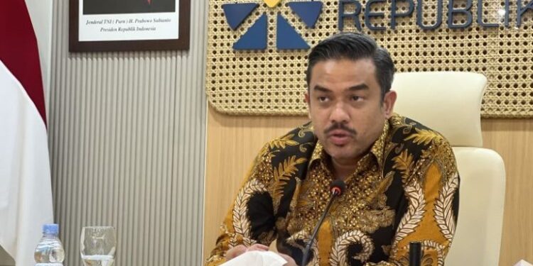 Menteri UMKM Dorong Pedagang Thrifting Jual Produk Buatan Dalam Negeri