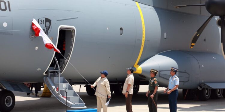 Perkuat Alutsista, Prabowo Serahkan Airbus A400M/MRTT ke TNI