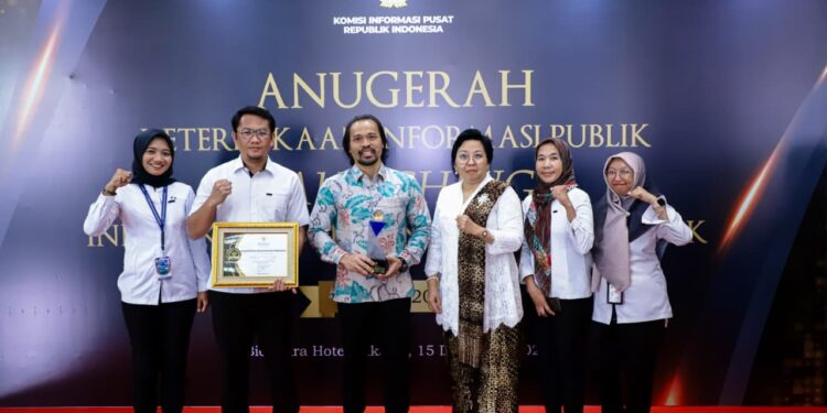 KKP Sukses Pertahankan Prestasi Informatif Ke-7 Kalinya pada Anugerah KIP 2025