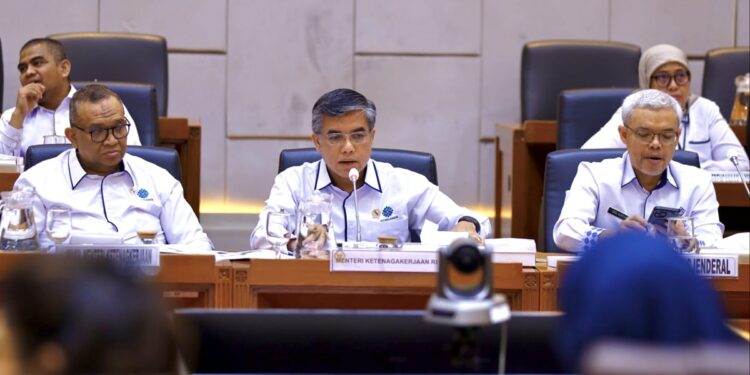 Menaker Tegur Perusahaan Langgar Aturan Magang Nasional