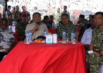Kunjungi Yonif TP 861, Menhan: Prajurit TNI Harus Menyatu dengan Rakyat Papua