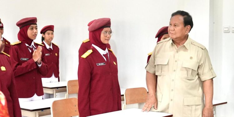 Resmikan 166 Sekolah Rakyat, Prabowo Betekad Hilangkan Kemiskinan dan Kelaparan
