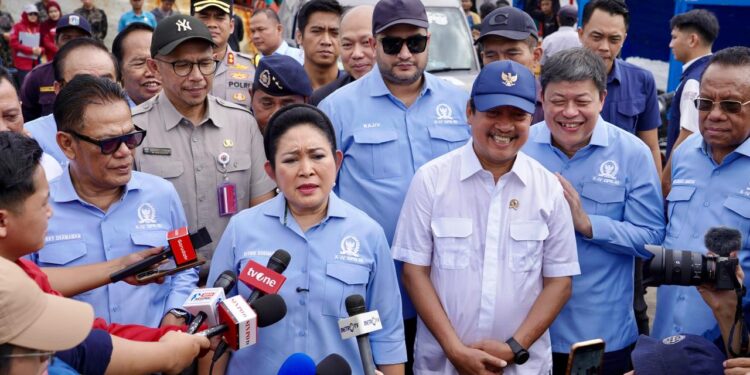 Menteri Trenggono Kawal Percepatan Perizinan Bagi Nelayan Muara Angke