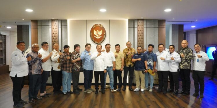 Pelaku Usaha Muara Angke Mulai Sadar Pentingnya VMS untuk Keselamatan