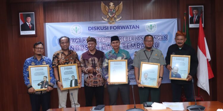 Ancaman Regulasi, Industri Hasil Tembakau di Ujung Tanduk