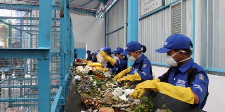 Prabowo Minta Teknologi Pengolahan Sampah Skala Mikro Dipercepat, Uji Coba Tahun Ini