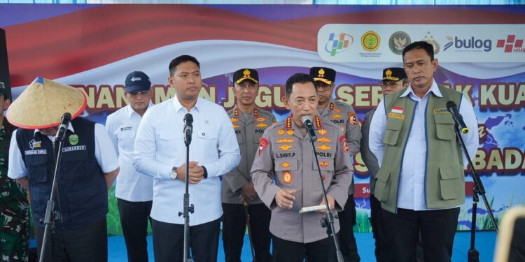 Bulog Dukung Penanaman Jagung Nasional Bersama Kapolri dan Wamentan di Sumatera Selatan