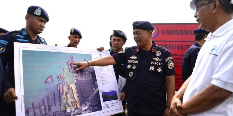 KKP Setop Aktivitas 6 Perusahaan Tanpa Izin PKKPRL di Pantura Tegal