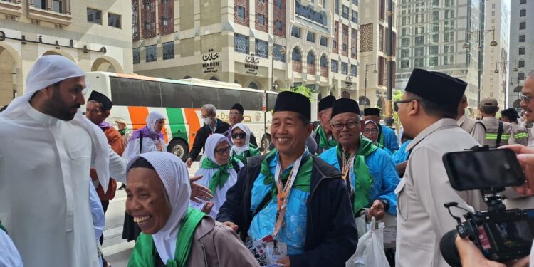 Hampir 6.000 Jemaah Haji Indonesia Tiba di Madinah, Diimbau Jaga Kesehatan