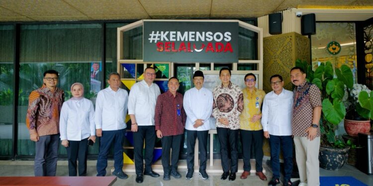 Kemensos dan PT Pos Siapkan Skema Pemberdayaan Penerima Bansos