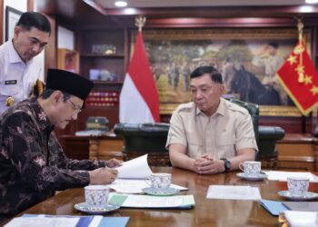 Kemensos Serahkan Pengelolaan Taman Makam Pahlawan ke Kemenhan