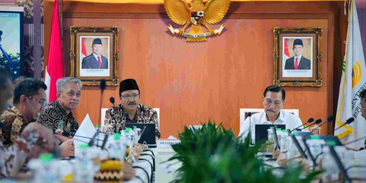 Digitalisasi Bansos Diperluas ke 42 Daerah, Luhut: Validasi Penerima Makin Akurat