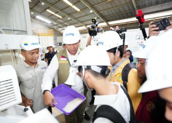 Bulog Sambut Kunjungan BEM Se-Indonesia di Gudang Kelapa Gading, Perkuat Transparansi Ketahanan Pangan Nasional