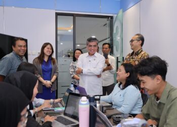 Menaker Tegaskan Pentingnya Sertifikasi Kompetensi bagi Lulusan Program Magang