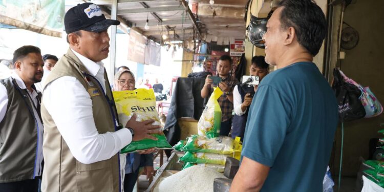 Jaga Stabilitas Harga, Bulog Gelontorkan Beras SPHP Untuk Percepat Bantuan Pangan Dan Jaga Stabilitas Harga Beras