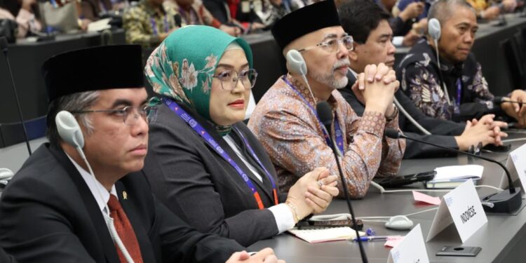 Menaker Tegaskan Perempuan Harus Menjadi Penggerak Utama Transformasi Dunia Kerja