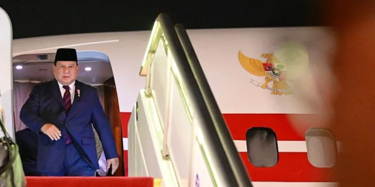Lawatan Luar Negeri Presiden Dinilai Tidak Sejalan dengan Semangat Efisiensi