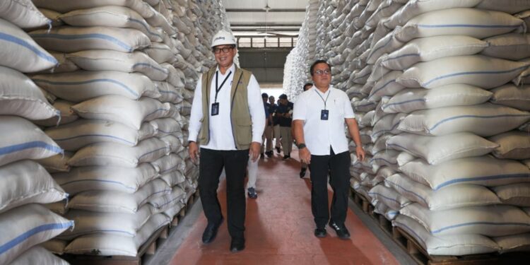 Bulog Sukses Serap 3,4 Juta Ton Setara Beras AtauTembus 100 Persen Target Pengadaan di Lima Wilayah