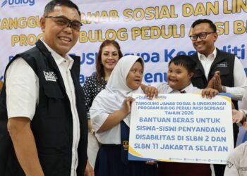 Peringati Hari Anak Nasional, Bulog Salurkan 500 Paket Beras bagi Siswa Penyandang Disabilitas