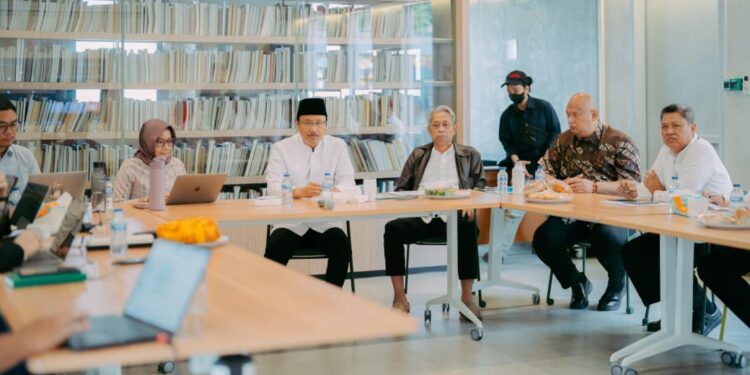 Kemensos Gandeng ICW Cegah Korupsi Program Sekolah Rakyat