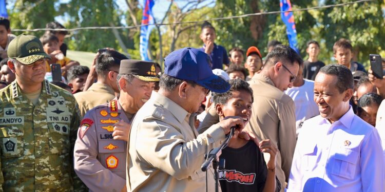 Bahlil Siapkan 48 Genset untuk Fasilitas Kesehatan di NTT