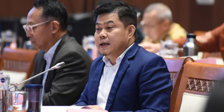 Penjualan KRI Ki Hajar Dewantara Harus Dilakukan secara Transparan dan Akuntabel