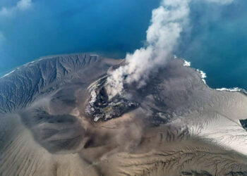 Erupsi Anak Krakatau Menurun, Badan Geologi Minta Masyarakat Tetap Waspada