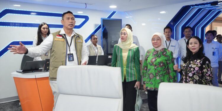 Bulog Lanjutkan Penyaluran Bantuan Beras hingga 1,9 Juta Kg untuk Korban Bencana NTT