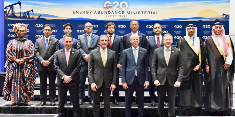 Wamen ESDM Beberkan Jurus Jitu RI Hadapi Gejolak Energi di Forum G20