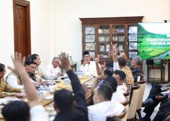 Mentan Amran Berikan Solusi Permanen ke Peternak Lewat Ekosistem Terintegrasi