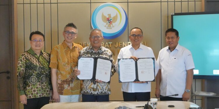 KKP dan AZEI Perkuat Kolaborasi Program Kelautan Rendah Emisi