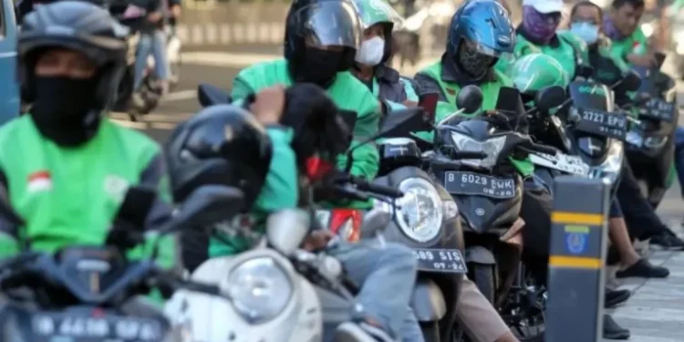 Riset UGM: Potongan Komisi Ojol 8 Persen Belum Efektif Tingkatkan Kesejahteraan Driver